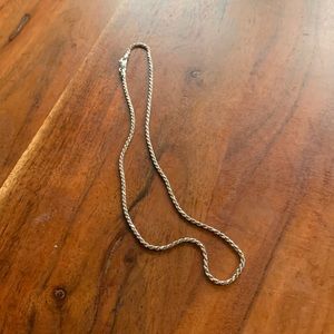 Silver rope chain